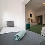 Luxury Central Lisbon Rooms And Suites, Ideal For Tourists