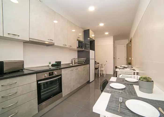 Luxury Central Lisbon Rooms And Suites, Ideal For Tourists